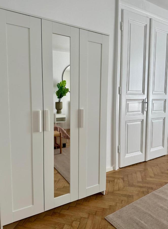 Designer Apartment Near Main Station Wien Eksteriør billede